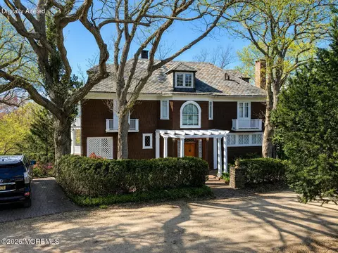 44 W Twin Rd, Highlands, NJ 07732