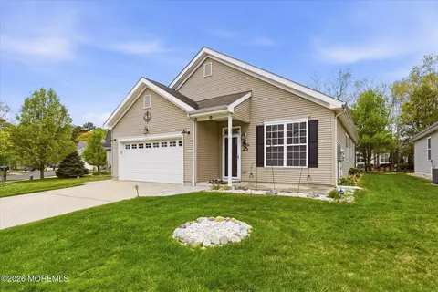 24 Lilly Dr, Little Egg Harbor, NJ 08087
