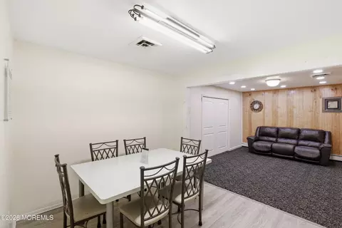 Dining - 41 Marginal Rd, Jackson, NJ 08527 photo 3 of 4
