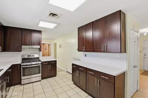 Kitchen - 41 Marginal Rd, Jackson, NJ 08527 photo 1 of 2