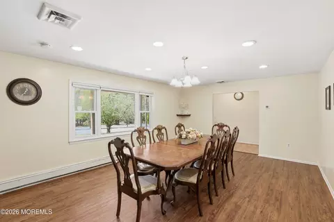 Dining - 41 Marginal Rd, Jackson, NJ 08527 photo 1 of 4