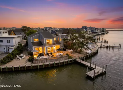 473 Tamiami Dr, Lavallette, NJ 08735