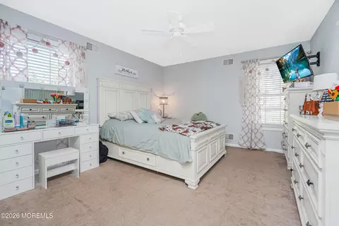 Bedroom - 20 Thousand Oaks Ter, Howell, NJ 07731 photo 2 of 7