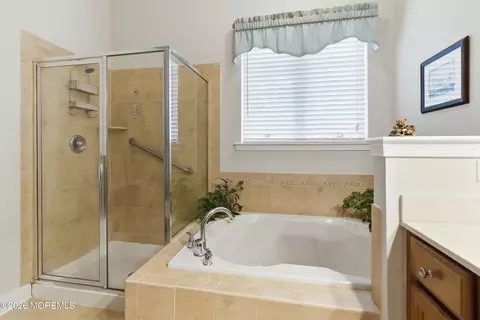 Bath - 61 Avalon Way, Waretown, NJ 08758 photo 2 of 5