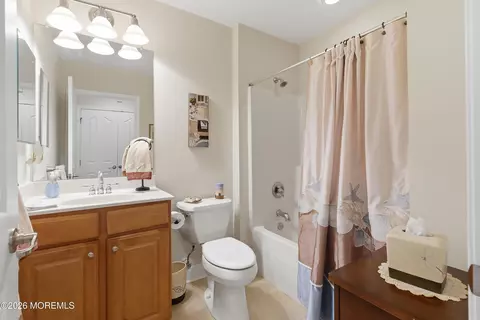 Bath - 61 Avalon Way, Waretown, NJ 08758 photo 3 of 5