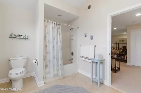 Bath - 61 Avalon Way, Waretown, NJ 08758 photo 5 of 5
