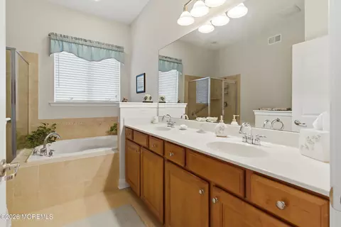 Bath - 61 Avalon Way, Waretown, NJ 08758 photo 1 of 5