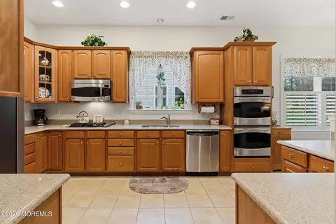 Kitchen - 61 Avalon Way, Waretown, NJ 08758 photo 4 of 5