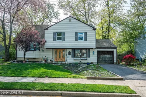 25 Hill Rd, Edison, NJ 08817
