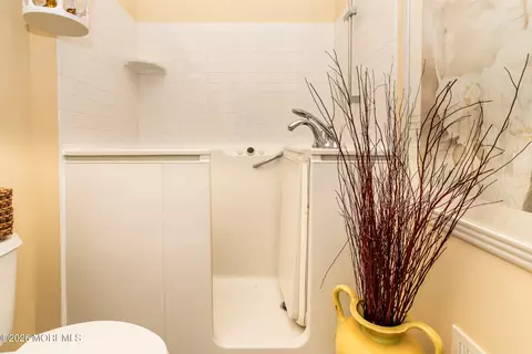 Bath - 49 Arborridge Dr, Forked River, NJ 08731 photo 6 of 7