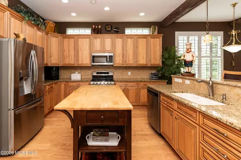 Kitchen - 49 Arborridge Dr, Forked River, NJ 08731 photo 1 of 9