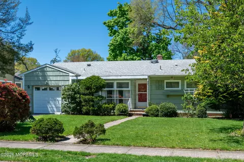 846 Center St, Red Bank, NJ 07701