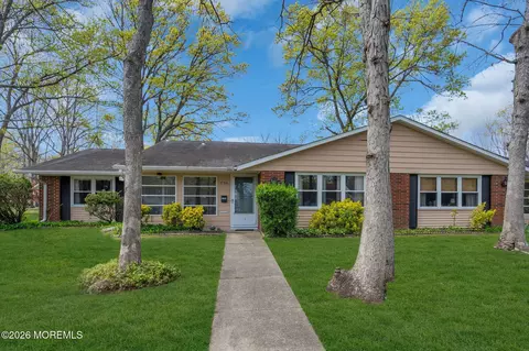 178 Sterling Ct # A, Lakewood, NJ 08701
