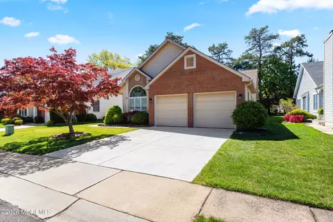1585 Sweetbay Dr, Toms River, NJ 08755