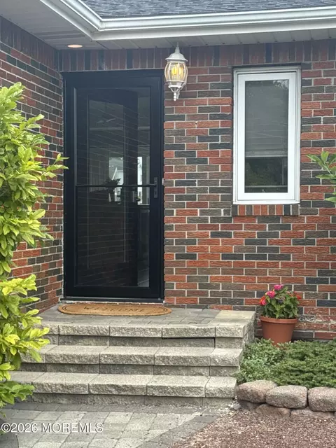 1103 Bayview Ave, Bayville, NJ 08721