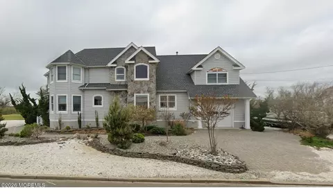 322 Bayshore Dr, Barnegat, NJ 08005