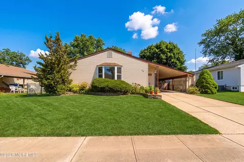 94 Boulevard W, Keyport, NJ 07735