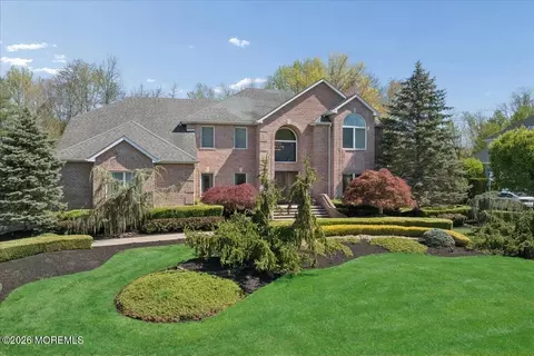 317 Sinclair Ct, Morganville, NJ 07751