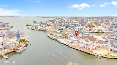 76 Jennie Dr, Manahawkin, NJ 08050