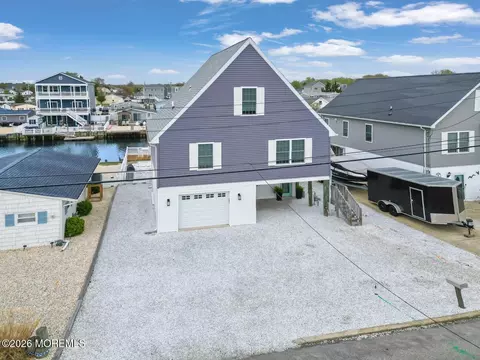 58 Lake Superior Dr, Little Egg Harbor, NJ 08087