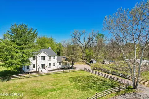 12 Nan Tone Ct, Colts Neck, NJ 07722