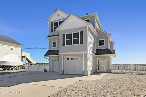29 Toms Ct, Little Egg Harbor, NJ 08087