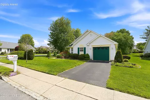 2579 Haverhill Ct, Toms River, NJ 08755