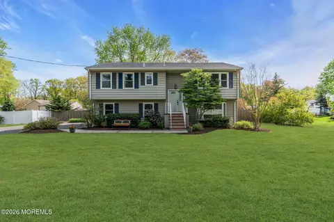 46 Balloch Pl, Red Bank, NJ 07701