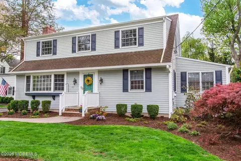 161 Cottage Rd, Wyckoff, NJ 07481