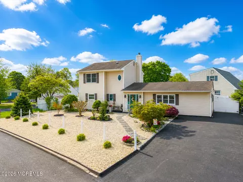 1219 Brandywine Dr, Toms River, NJ 08753