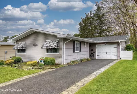 6 Bryant Rd #6, Brick, NJ 08724