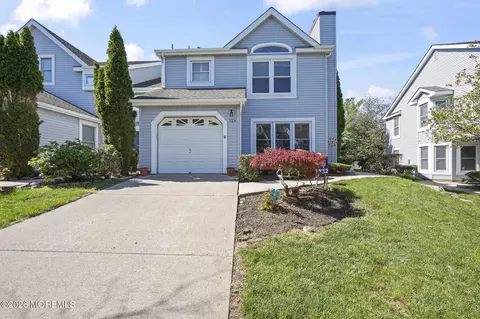 124 Magee Ct, East Brunswick, NJ 08816