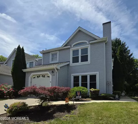 124 Magee Ct, East Brunswick, NJ 08816