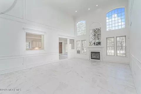 Living - 4 Wilson Blvd, Jackson, NJ 08527 photo 5 of 12