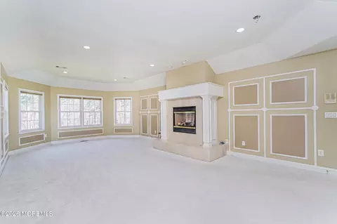Living - 4 Wilson Blvd, Jackson, NJ 08527 photo 10 of 12