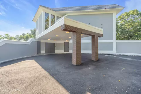 401 Overlook Dr, Neptune City, NJ 07753