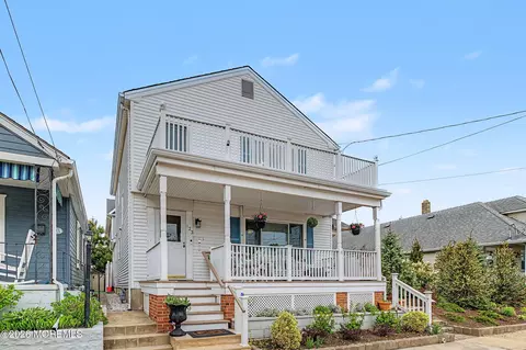 123 Stockton Ave, Ocean Grove, NJ 07756