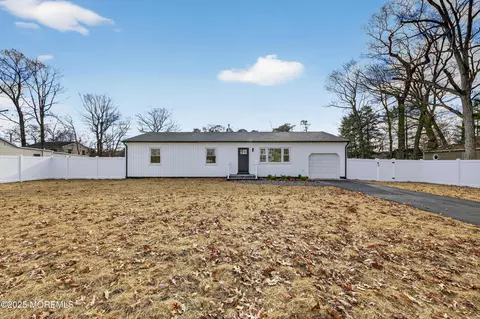 1627 Adams Ave, Toms River, NJ 08753