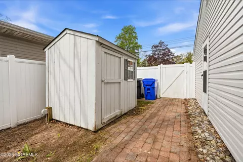 Exterior - 330 Hulse Ave, Brick, NJ 08724 photo 2 of 6
