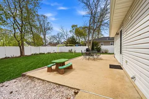 Exterior - 330 Hulse Ave, Brick, NJ 08724 photo 4 of 6