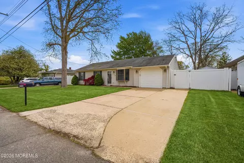 Exterior - 330 Hulse Ave, Brick, NJ 08724 photo 1 of 6