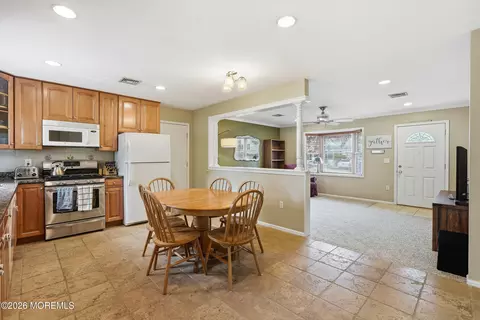 Kitchen - 330 Hulse Ave, Brick, NJ 08724 photo 3 of 4