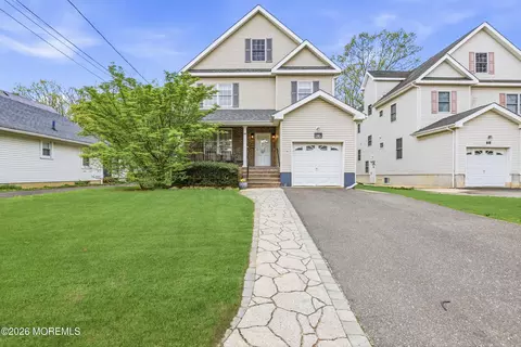 66 Birch St, Lakewood, NJ 08701
