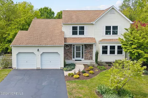 3 Henry Marshall Dr, Trenton, NJ 08620