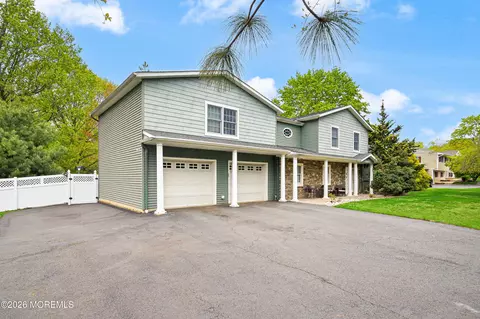 76 Swimming River Rd, Lincroft, NJ 07738