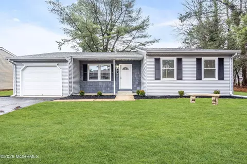 29 Keene St #70, Whiting, NJ 08759