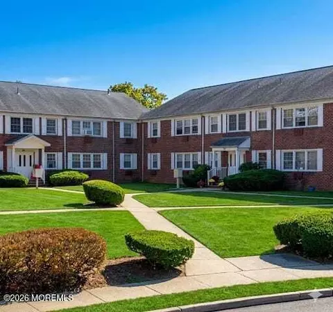 52 Stonehurst Blvd #A, Freehold, NJ 07728