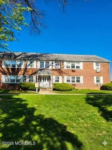 52 Stonehurst Blvd #A, Freehold, NJ 07728