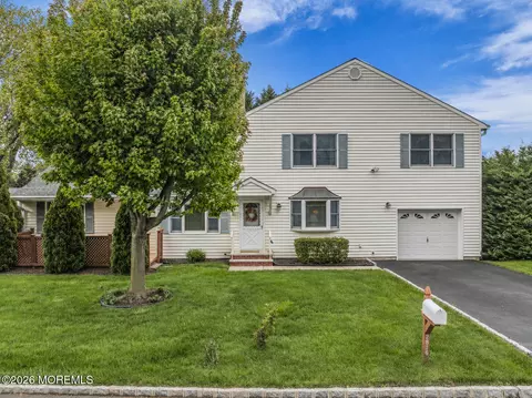 2816 Mckinley St, Wall, NJ 07719