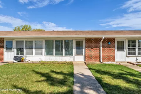 1151 Argyll Cir # D, Lakewood, NJ 08701